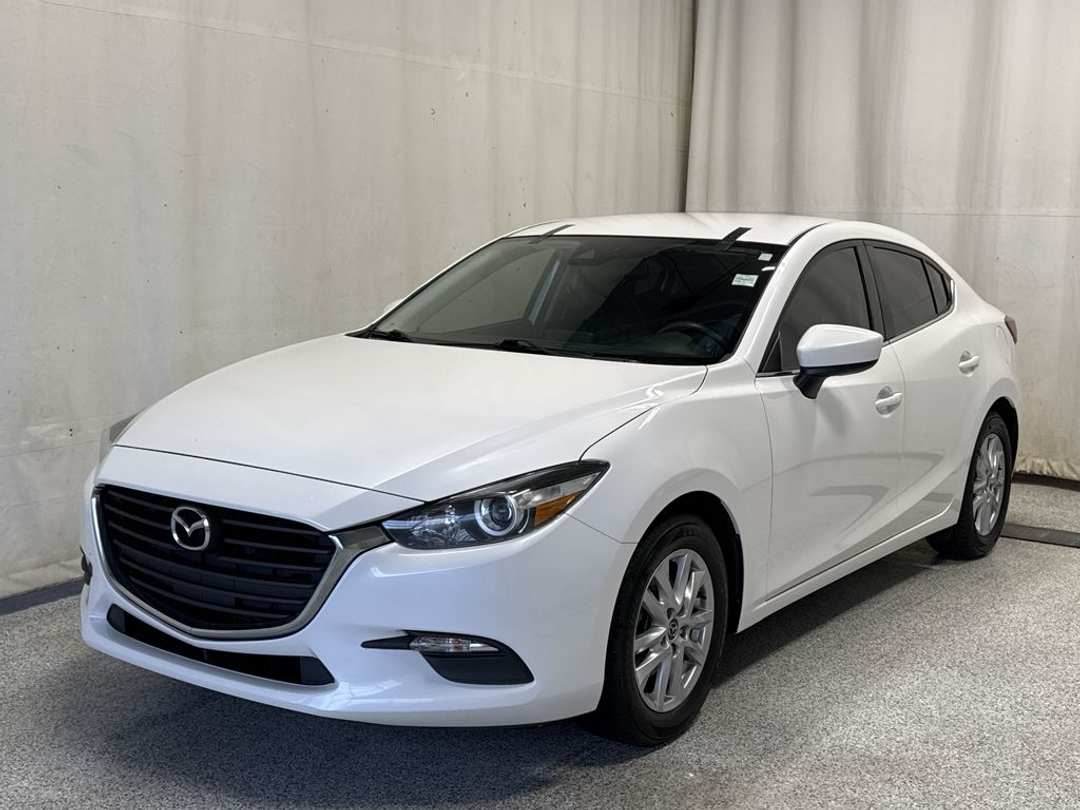 2018 MAZDA Mazda3 GS - Image 2