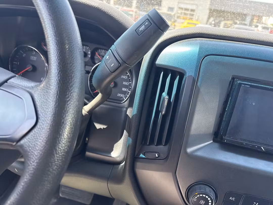 2014 Chevrolet Silverado 1500 Work w/1WT - Image 3