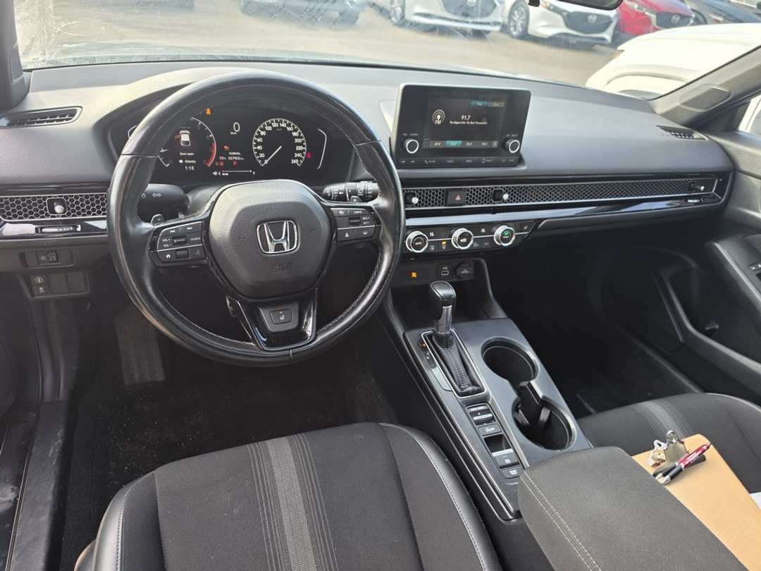 2023 Honda Civic SPORT - Image 3