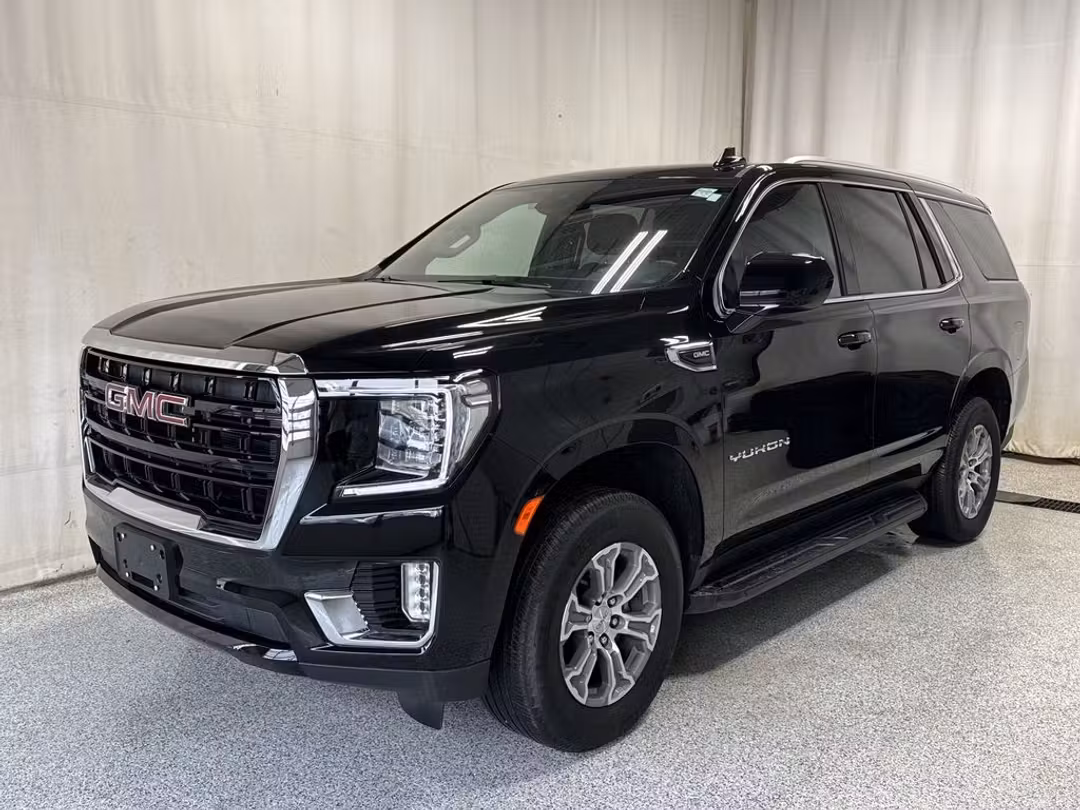 2024 GMC Yukon SLE - Image 2