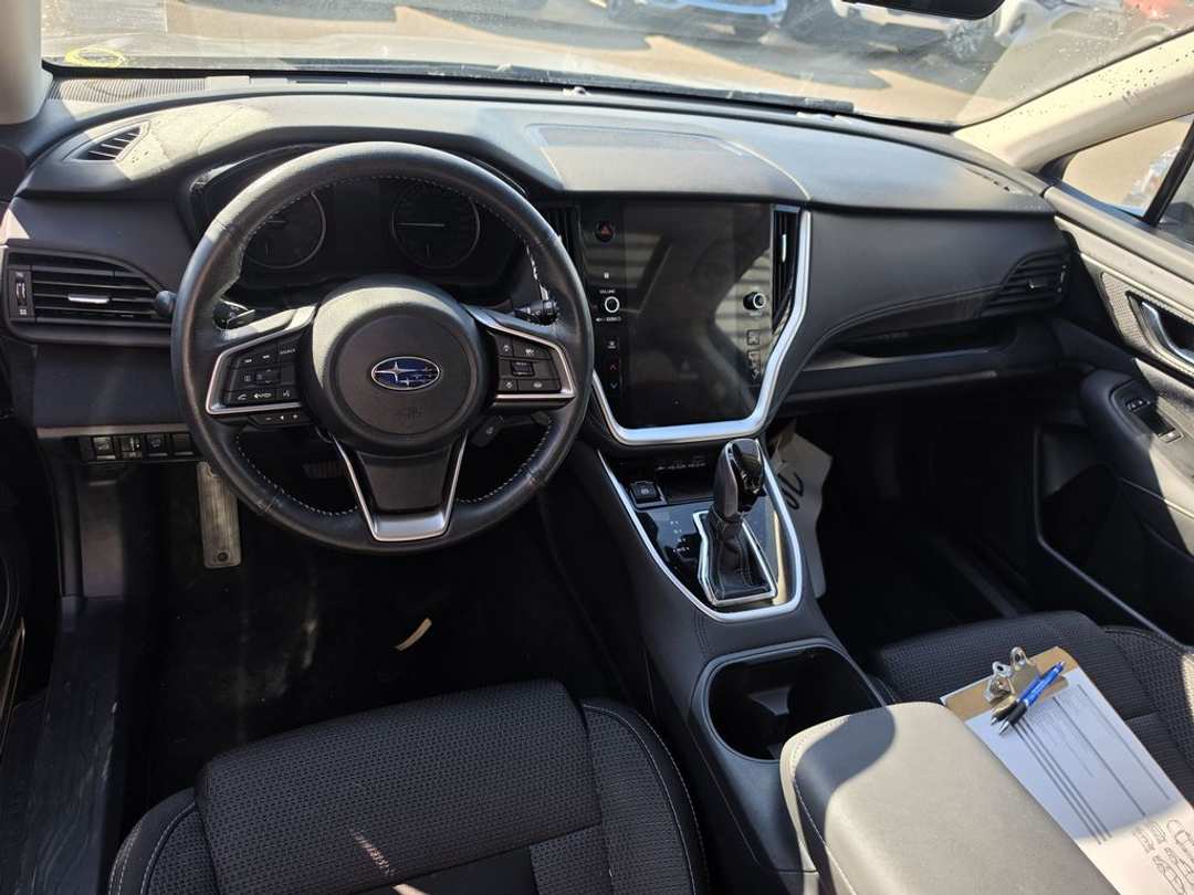 2024 Subaru Outback TOURING - Image 3